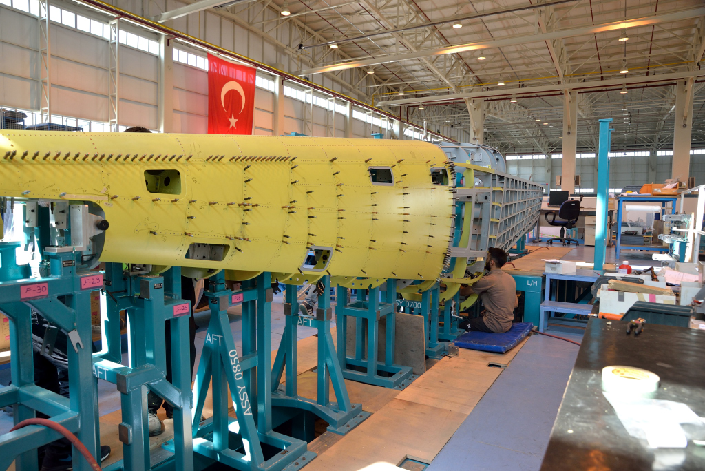 Hürkuş-B serial production, Hürkuş , TAI , Defense, Aerospace, Hürkuş Aircraft, Hürkuş Assembly Line, Wing Coji, Turkish Aircraft 